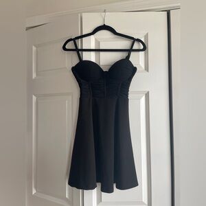 Windsor Chic Black Strapless Dress